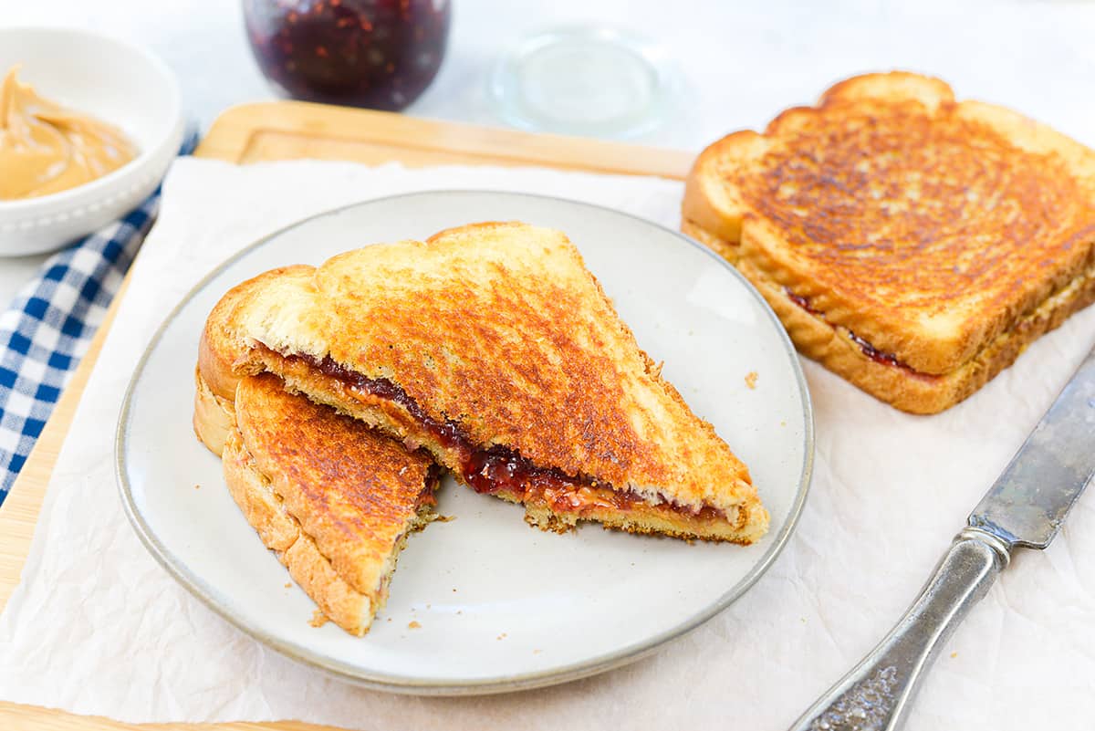 Grilled Peanut Butter and Jelly