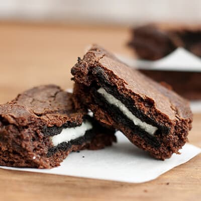 Closeup of two oreo brownies