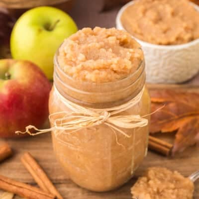 Roasted homemade applesauce recipe in mason jar.