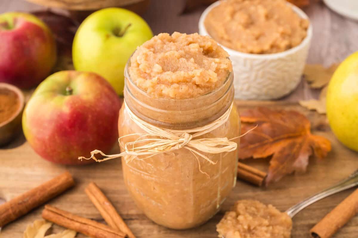 Roasted homemade applesauce recipe in mason jar.