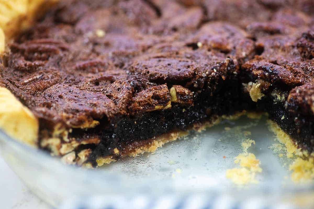 inside view of pecan pie in pie plate.