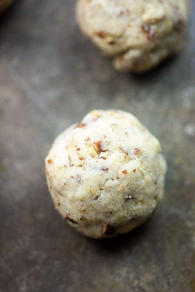 baked snowball cookies