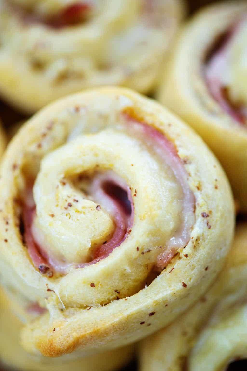 Easy Ham and Cheese Pinwheels | Buns In My Oven