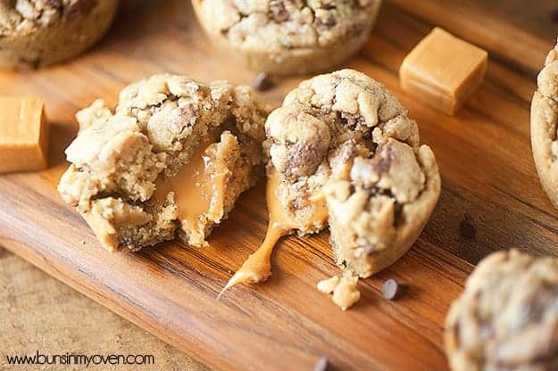 Look at the gooey, melty caramel center in these cookie cups! 