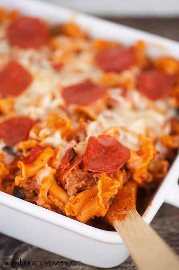 A new take on pizza night! Pizza pasta that your whole family will love!