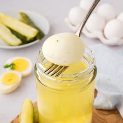 Boiled eggs in pickling liquid.