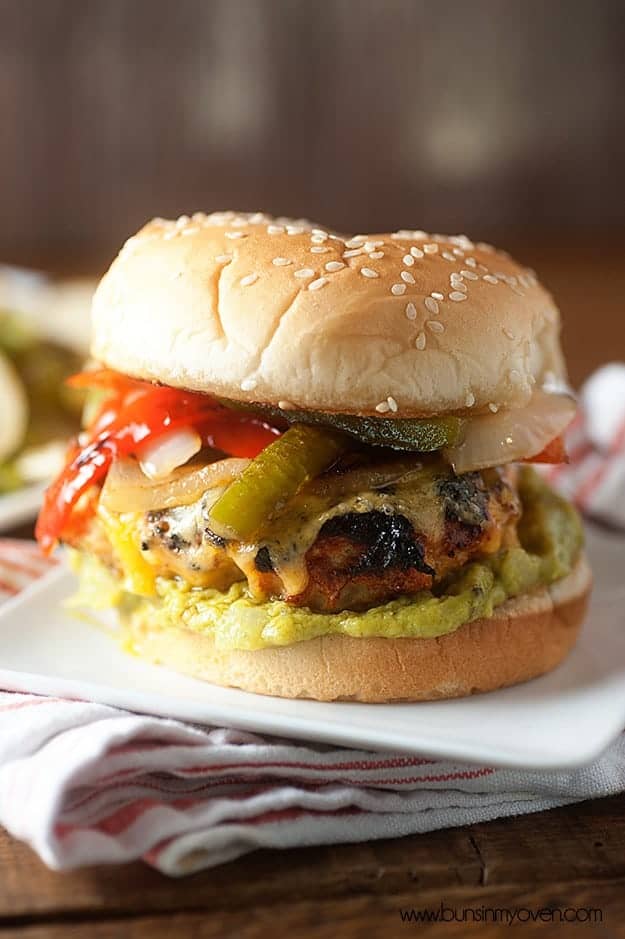 Chicken Fajita Burgers on the grill! Perfect for summer!