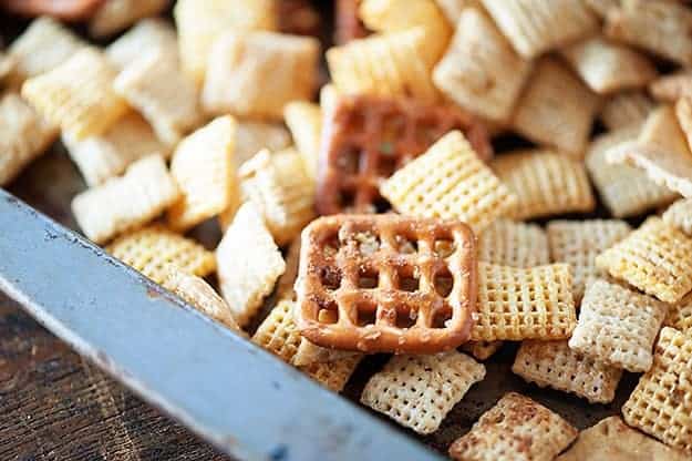 fresh garlic chex mix recipe