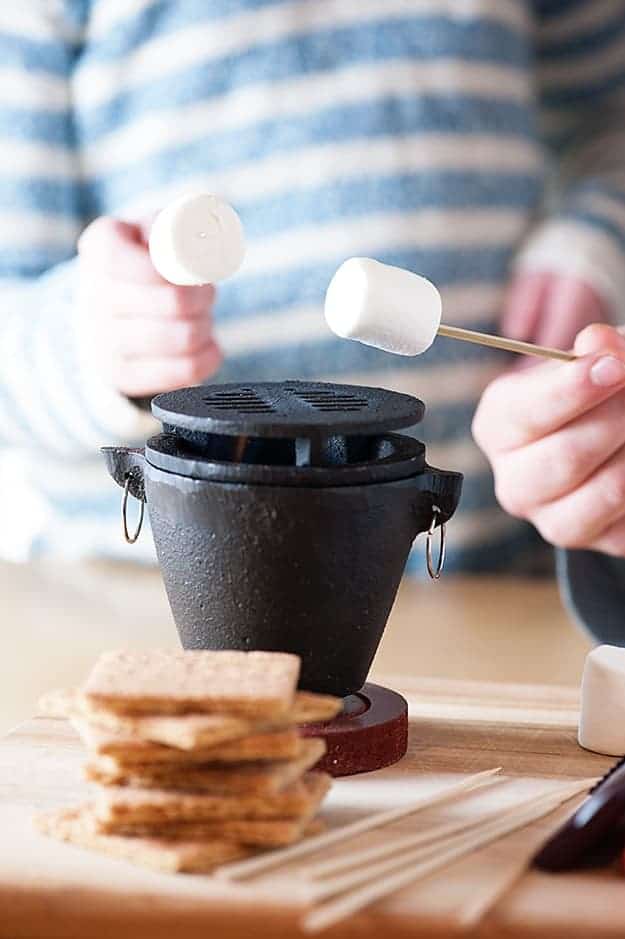 how to make smores indoors