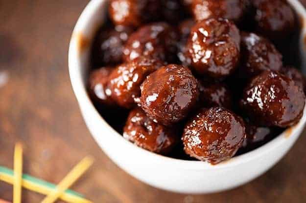 meatballs with grape jelly and chili sauce