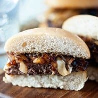 French Onion Soup Burgers - all the goodness of French Onion Soup in a cheesburger!