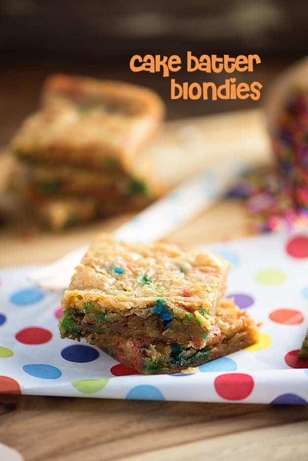 Cake Batter Blondies - one bowl recipe that's ready in less than 30 minutes! Chewy and full of sprinkles!