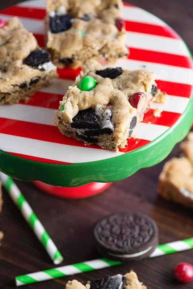 These easy Christmas cookies are loaded with peanut butter, Oreo cookies, and peanut butter m&m candies! Perfect holiday dessert! 