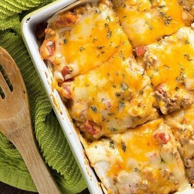 This taco lasagna is such an easy weeknight dinner and perfect for those nights when you're tired of regular tacos.