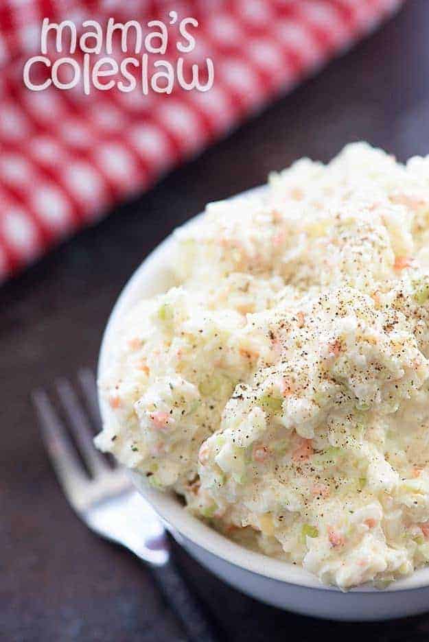 My mama makes this easy colelsaw recipe all the time. It's a family favorite!