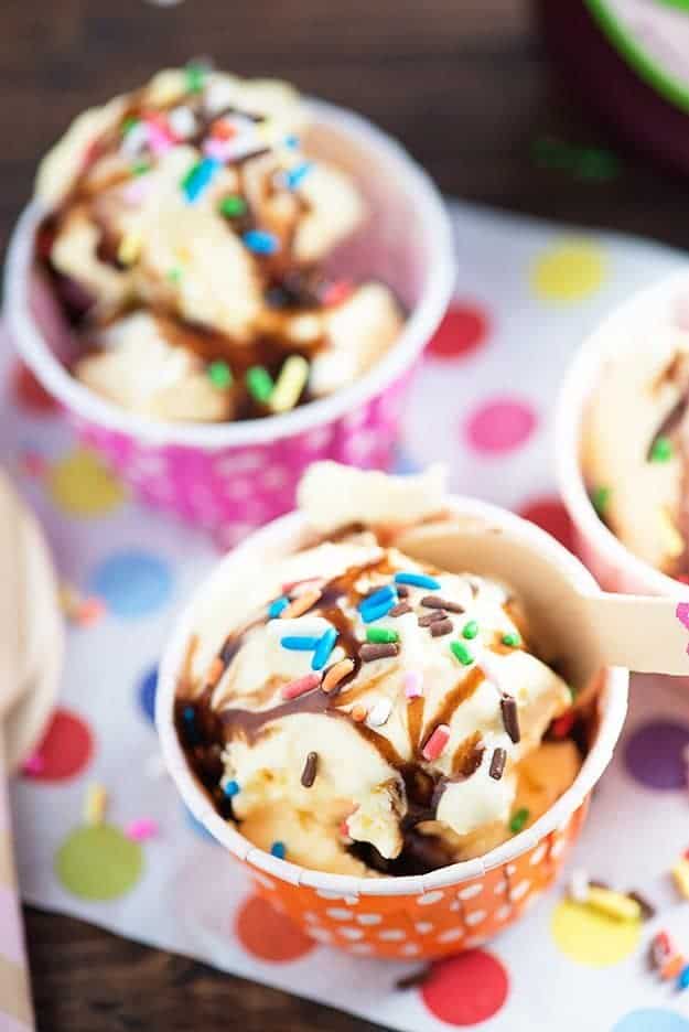 Ice cream sundaes!