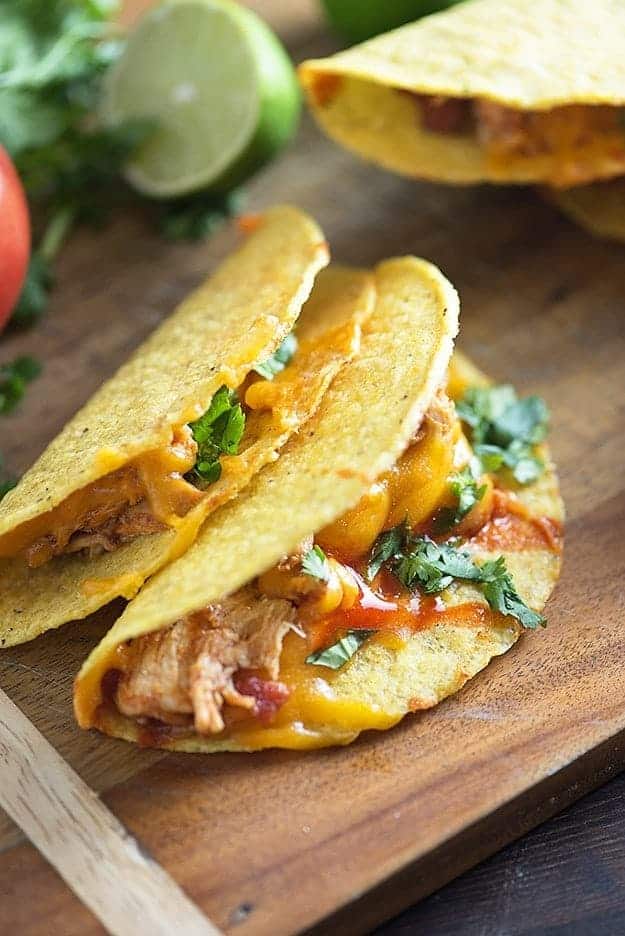 Crockpot chicken tacos! This is the easiest way to make tacos yet!!