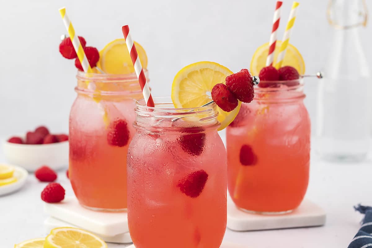 Raspberry Vodka Lemonade-image