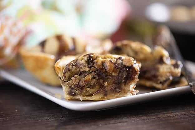 mini chocolate chip cookie pie