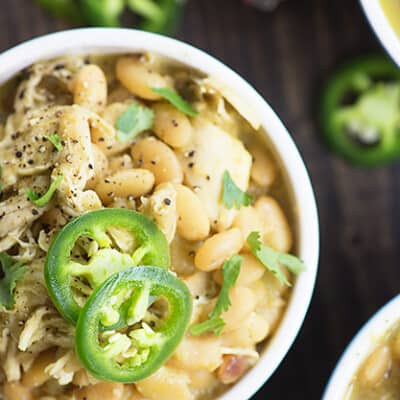 This white chicken chili is so rich and hearty! It's loaded with green chiles and chicken.
