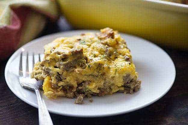This low carb bacon cheeseburger casserole only has 2 net carbs per serving!! We love this cheesy goodness!