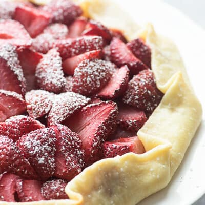 This strawberry crostata is such a simple twist on a classic pie!