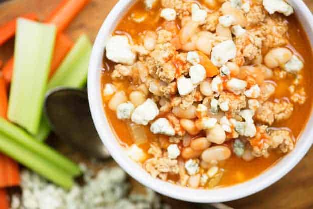 This white bean chicken chili gets a kick from the addition of buffalo sauce! We love this buffalo chicken chili.