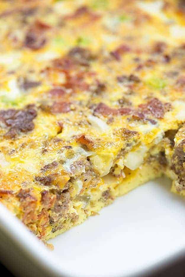 If you need new low carb breakfasts to try, this make ahead breakfast casserole is perfect! It's filled with eggs, sausage, bacon, and cheese!