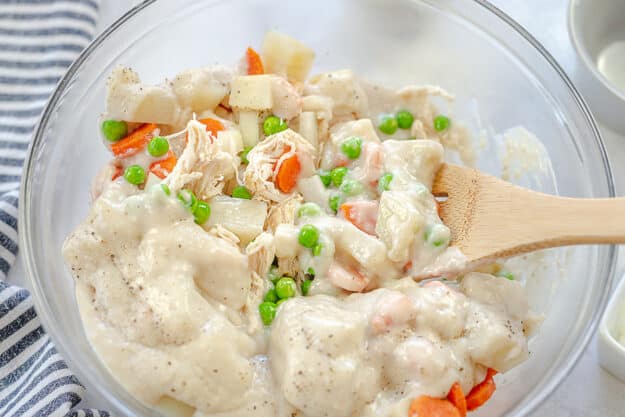 filling for chicken pot pie in glass bowl.