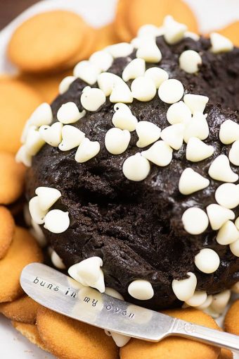 Giant Oreo Cream Cheese Ball | Buns In My Oven