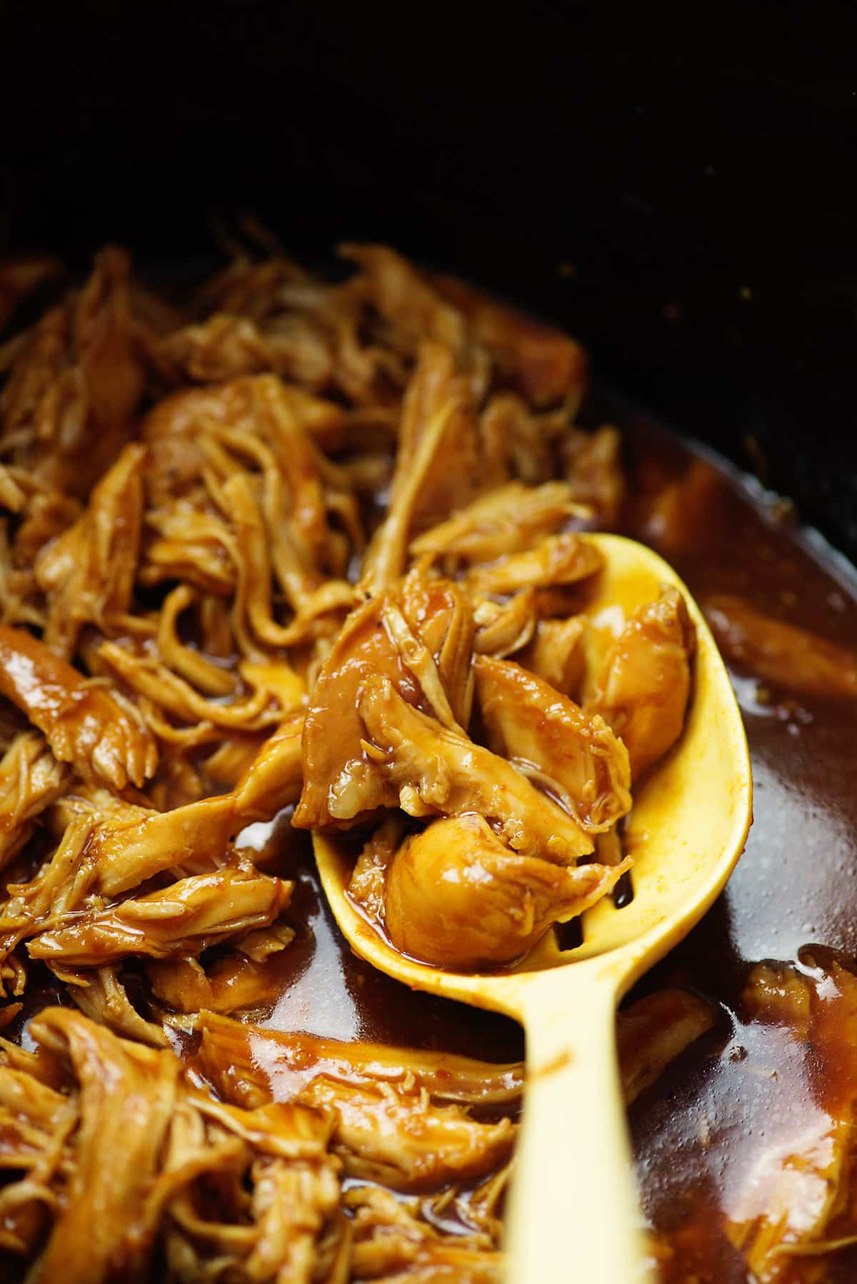 slow cooker bbq chicken in crockpot.