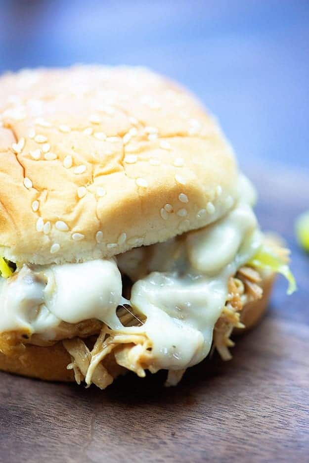 Ein Mississippi Chicken Sandwich.