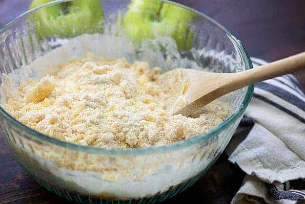 apple cobbler topping in glass bowl