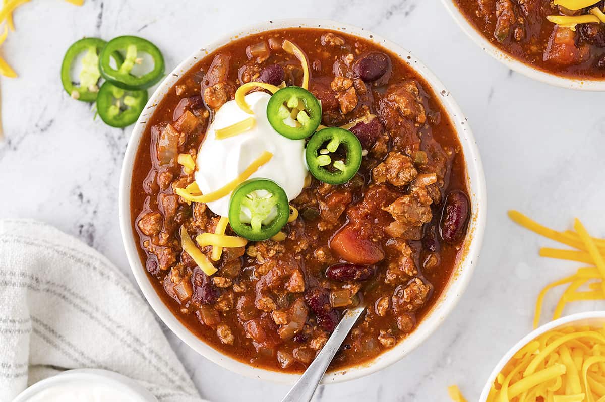 Healthy Turkey Chili Recipe | Buns In My Oven