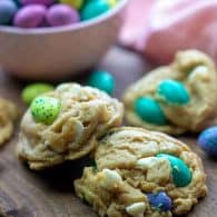 The easiest Easter cookies ever! They start with my PERFECT cookie dough recipe! #easter #cookies #recipe