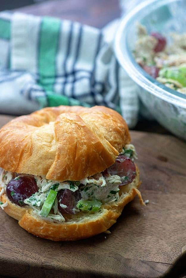 recipe for chicken salad with grapes on croissant