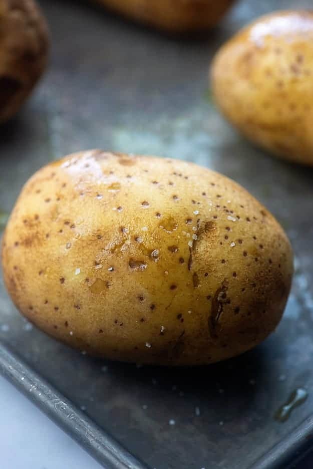 how to make baked potatoes