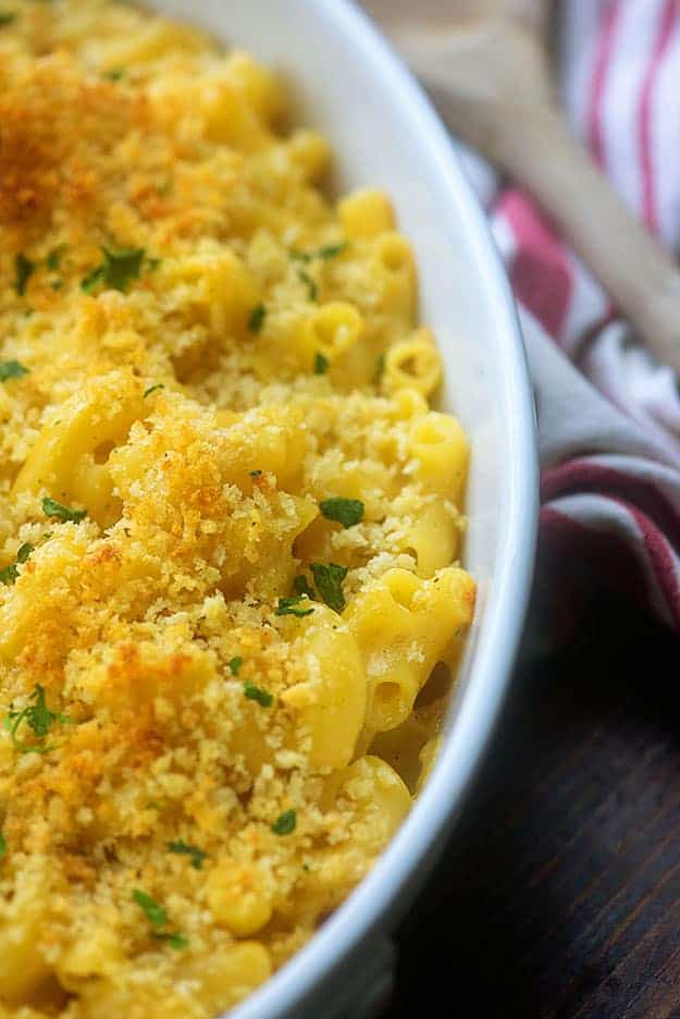 baked mac and cheese with panko topping