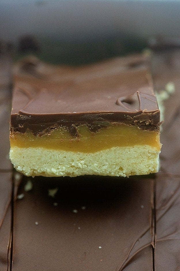 millionaire shortbread bars