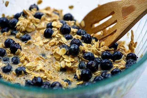 oatmeal with blueberries in glass bowl