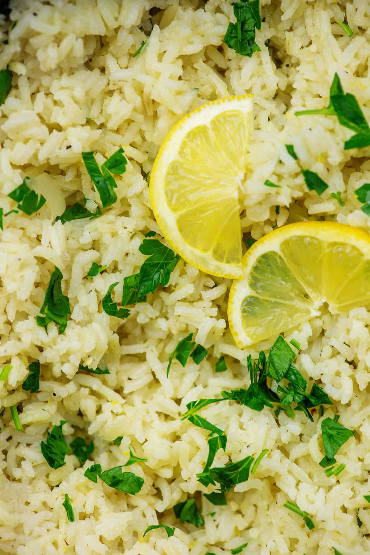 cooked rice with lemon and parsley