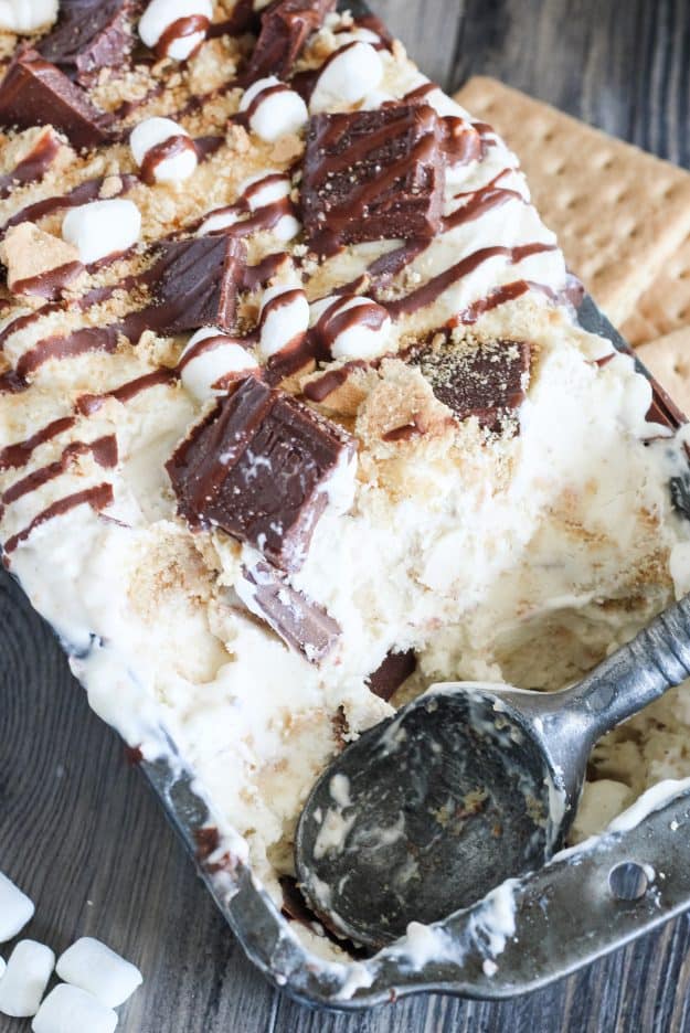 creamy no churn ice cream with graham crackers, chocolate, and marshmallows