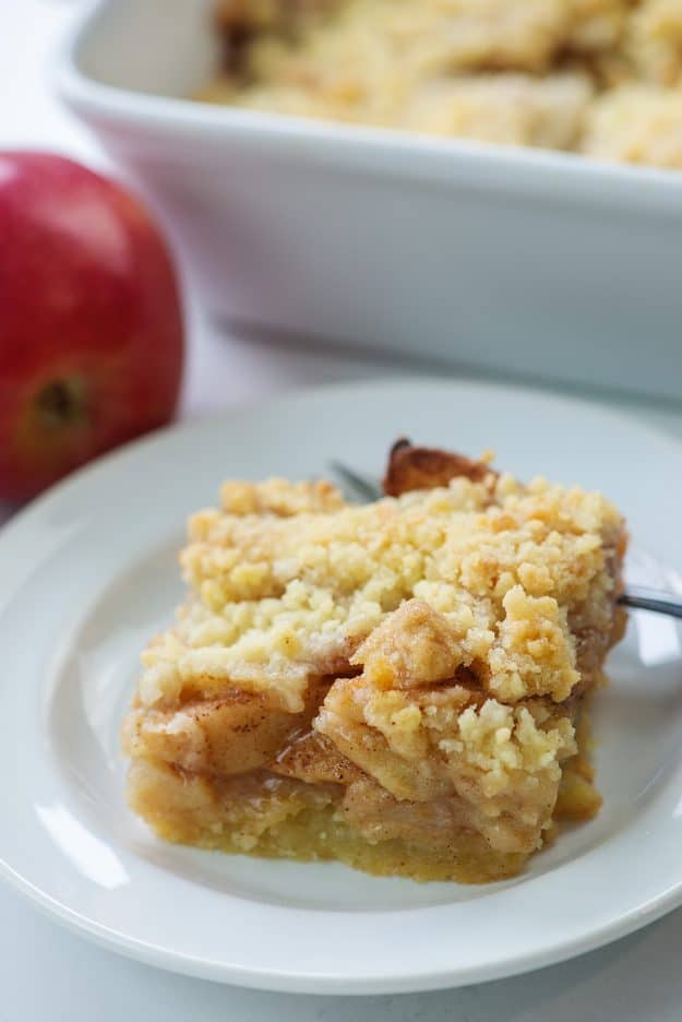 apple crumble bar on white plate