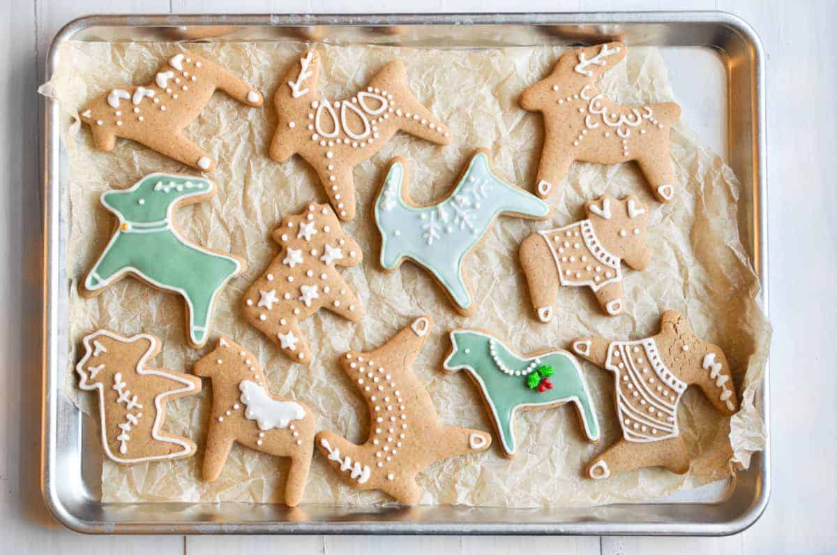 christmas cookies on baking sheet.
