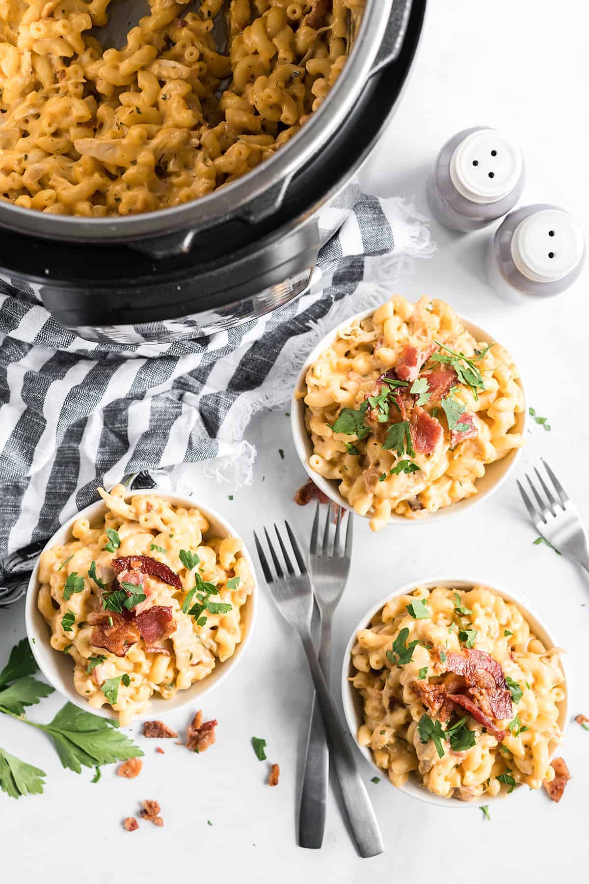 overhead view of mac and cheese in bowls.