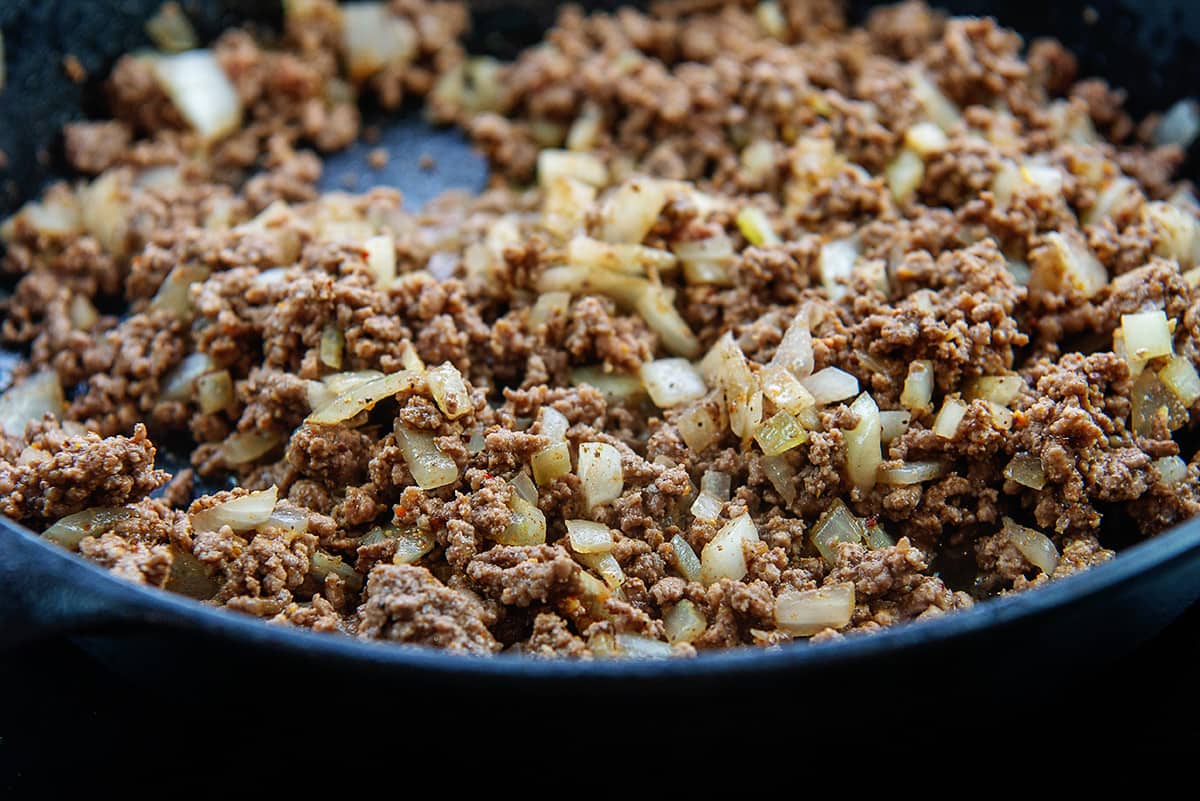 cooked beef in skillet.