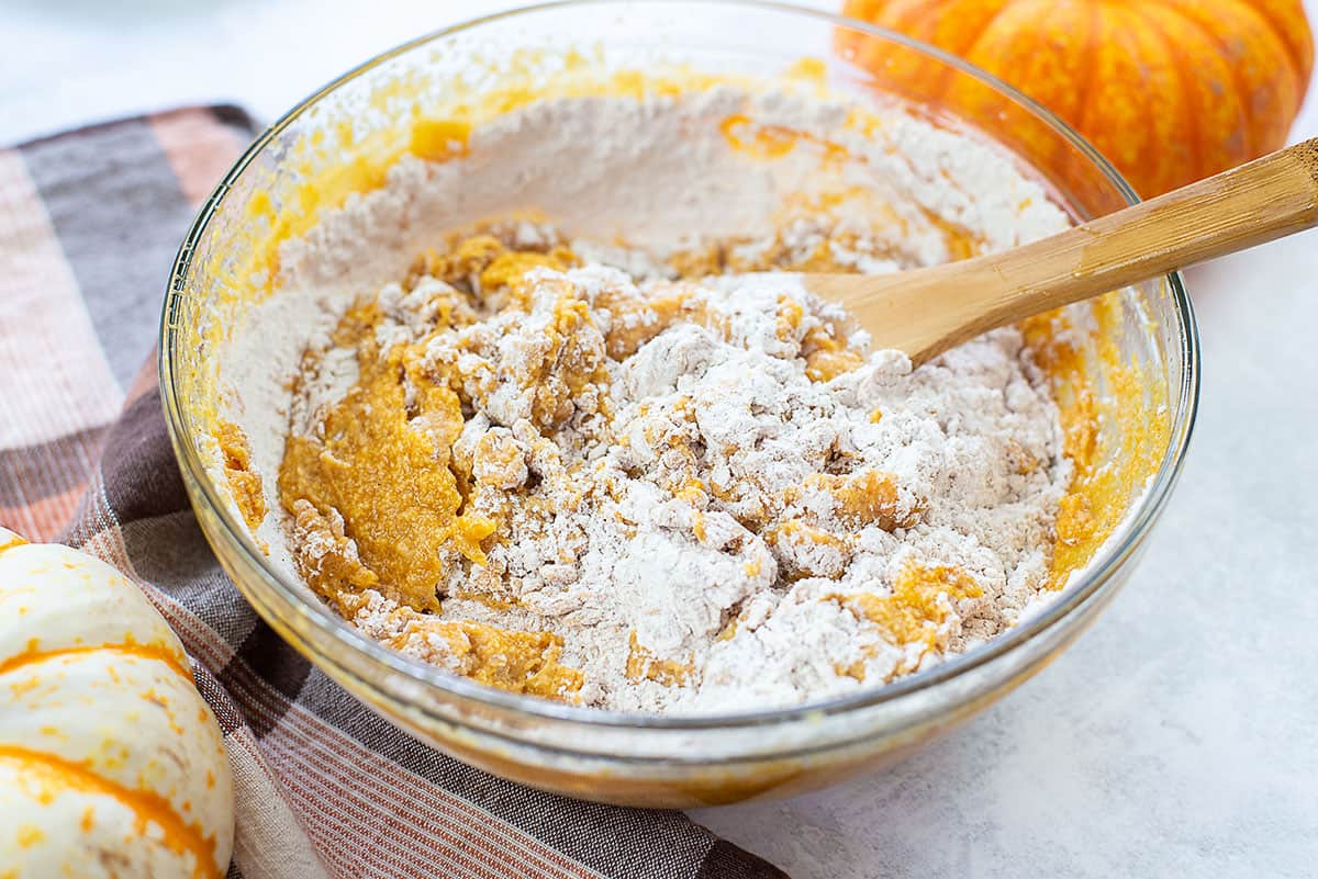 muffin batter in glass bowl.