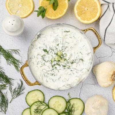 tzatziki sauce recipe in bowl.