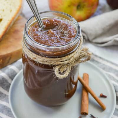 homemade apple butter in mason jar.