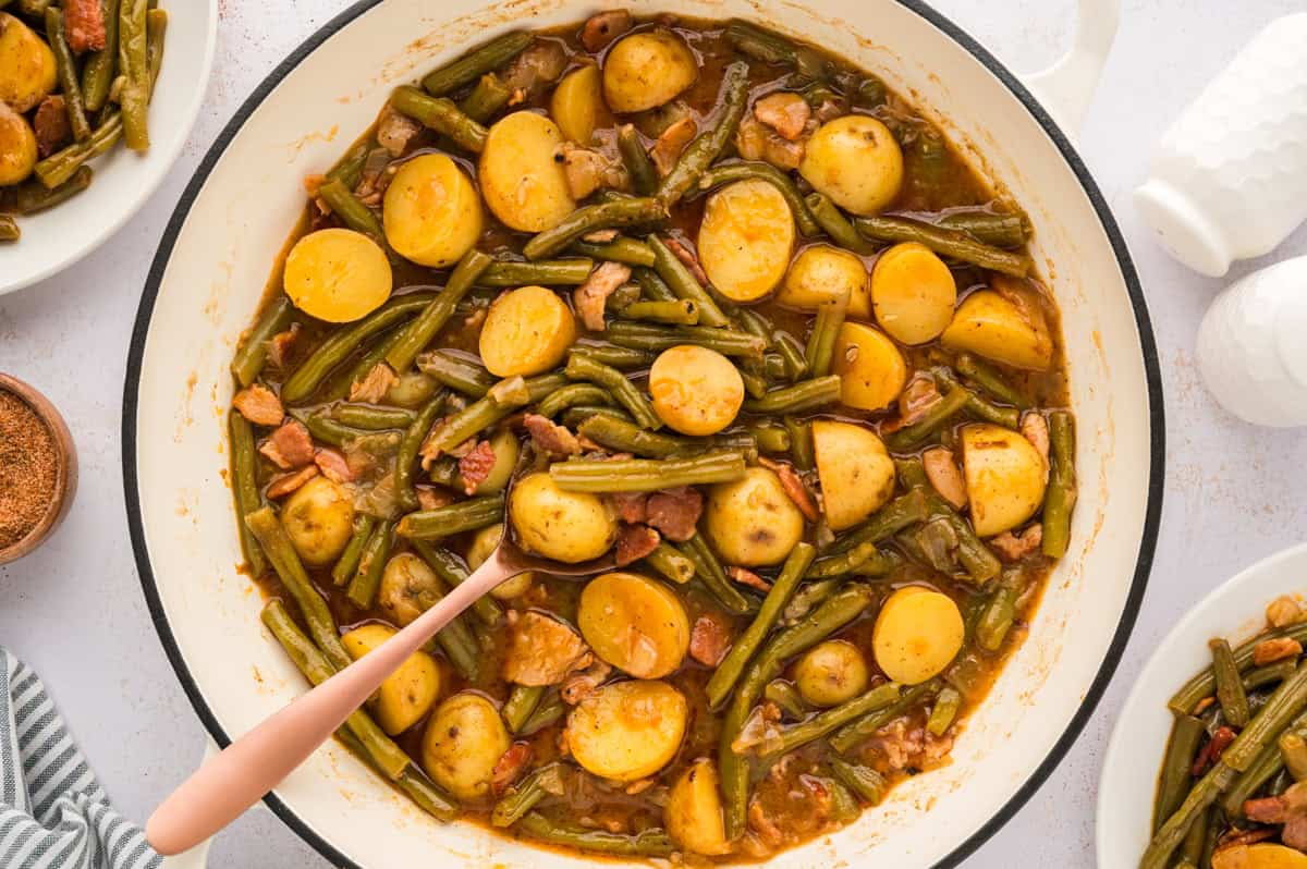 Cajun Smothered Green Beans and Potatoes